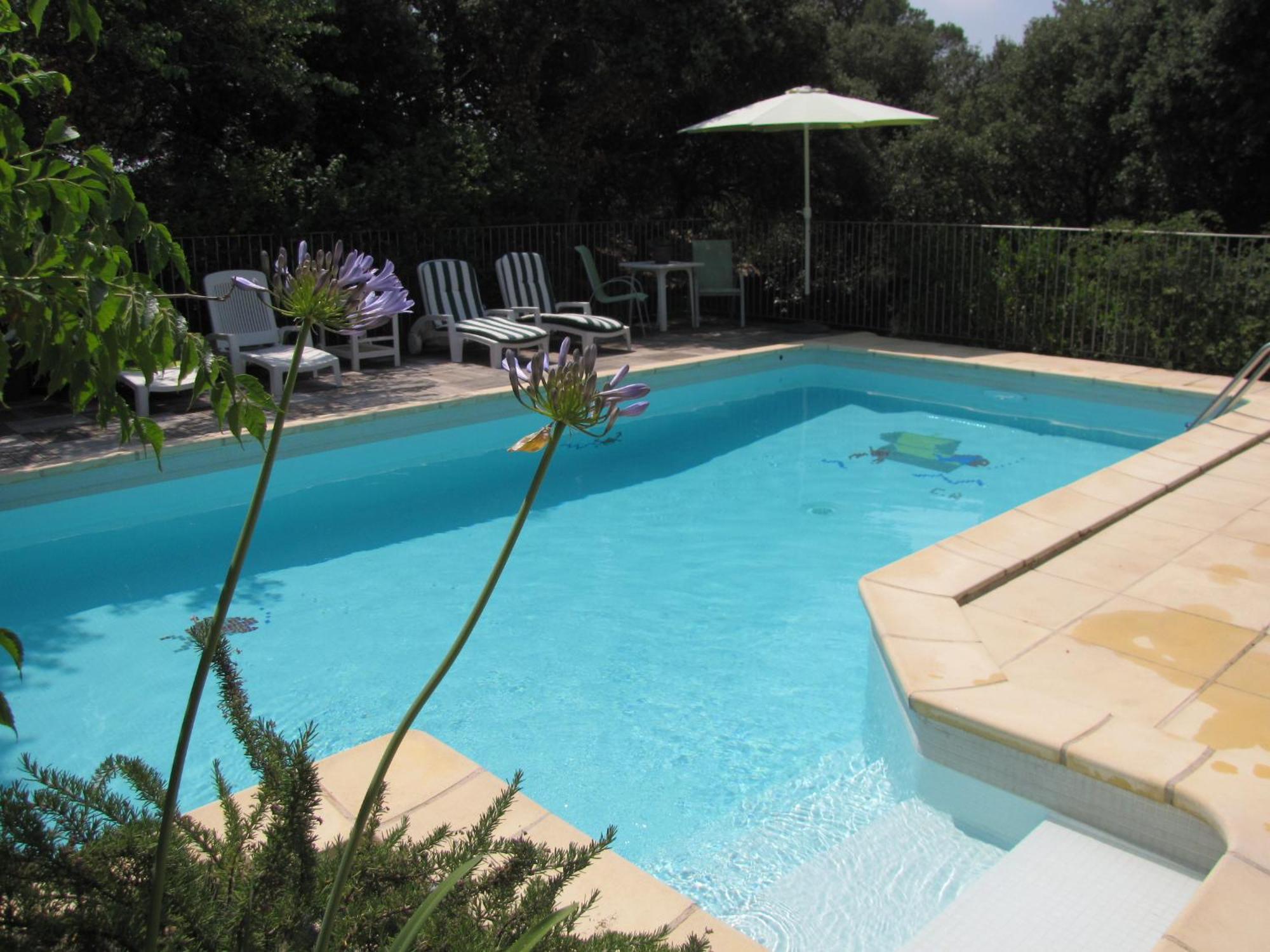 Domaine Du Bois Gite Bleuette Galargues Eksteriør billede